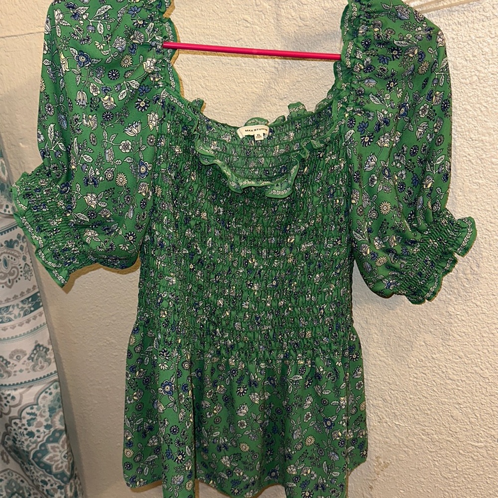 Cute blouse !
